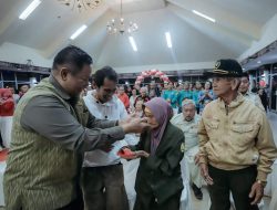 Bupati Dairi Jamu Makan Malam Anggota Paskibraka dan Anggota LVRI