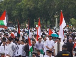 20 Ribuan Masyarakat Langkat Lintas Agama Peduli Palestina