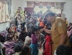 Pj Gubsu Tinjau Korban Banjir Bandang di Humbahas