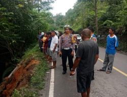 Bus  Masuk Jurang di Jalan Sibolga, 2 Meninggal 11 Luka-Luka