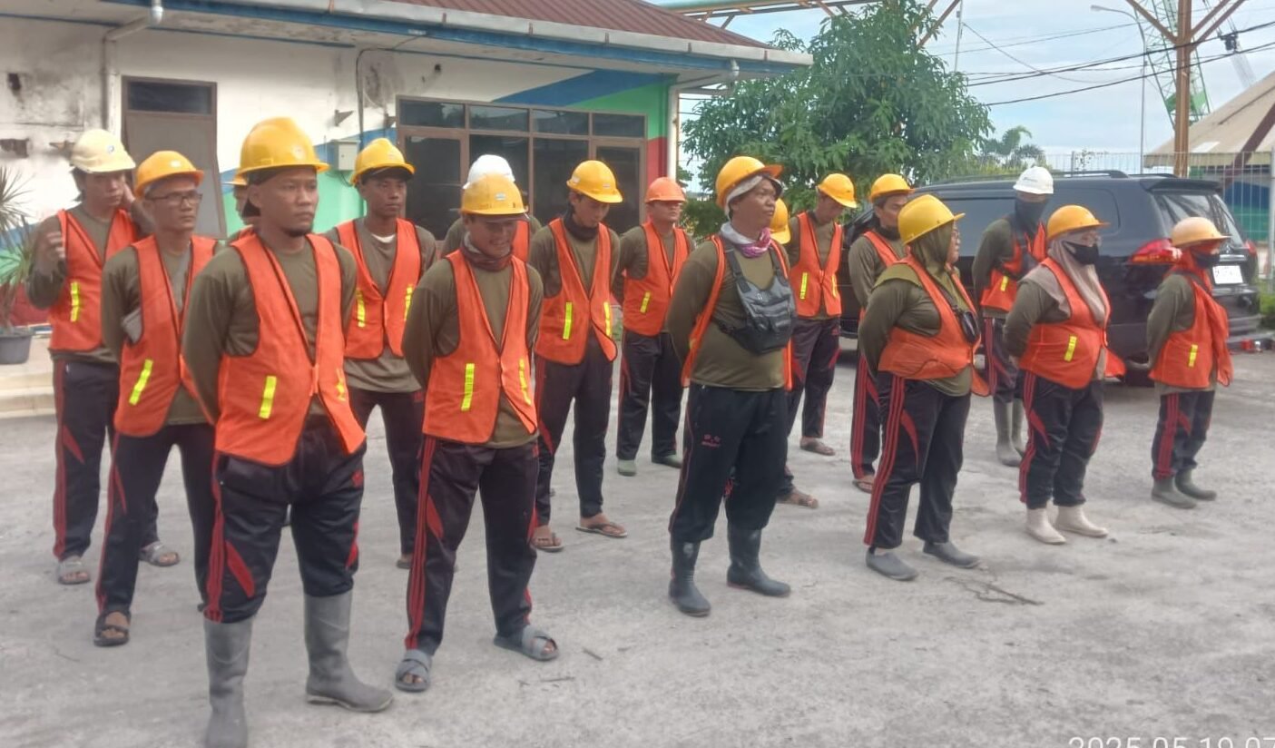 PT Pelabuhan Indonesia (Persero) Regional 1 Belawan atau Pelindo menunjukkan komitmen kuat dalam menjaga kebersihan kawasan pelabuhan sebagai bagian dari upaya meningkatkan kualitas
