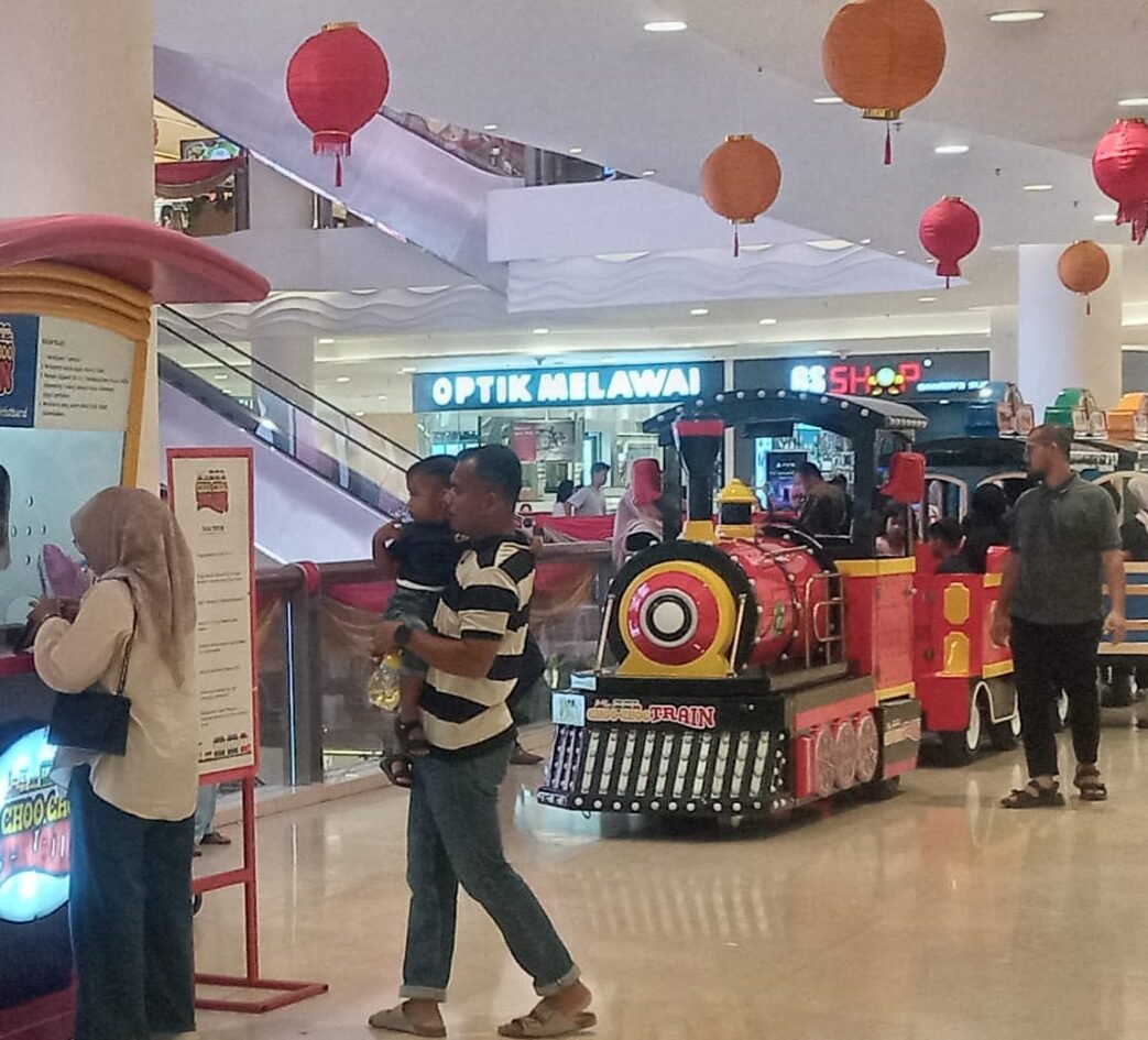 Choo-Choo Train Di Sun Plaza Kota Medan cukup populer dikalangan orang tua dan anak. 
