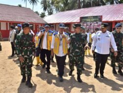 Kepala Staf Umum TNI Kunjungi  SDN Hutanabolon dan Jembatan  Aramco di Tukka