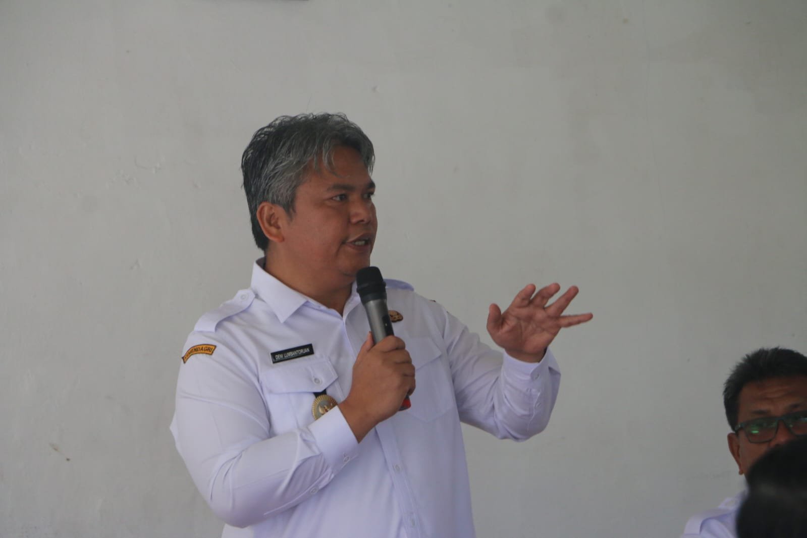 Wabup Taput paparkan program TABIR, implementasi sesuai intruksi Presiden Prabowo tentang kebersihan lingkungan.