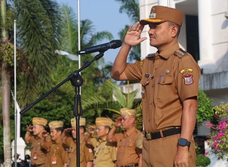 Mahyaruddin Pimpin Apel Perdana Tahun 2026.