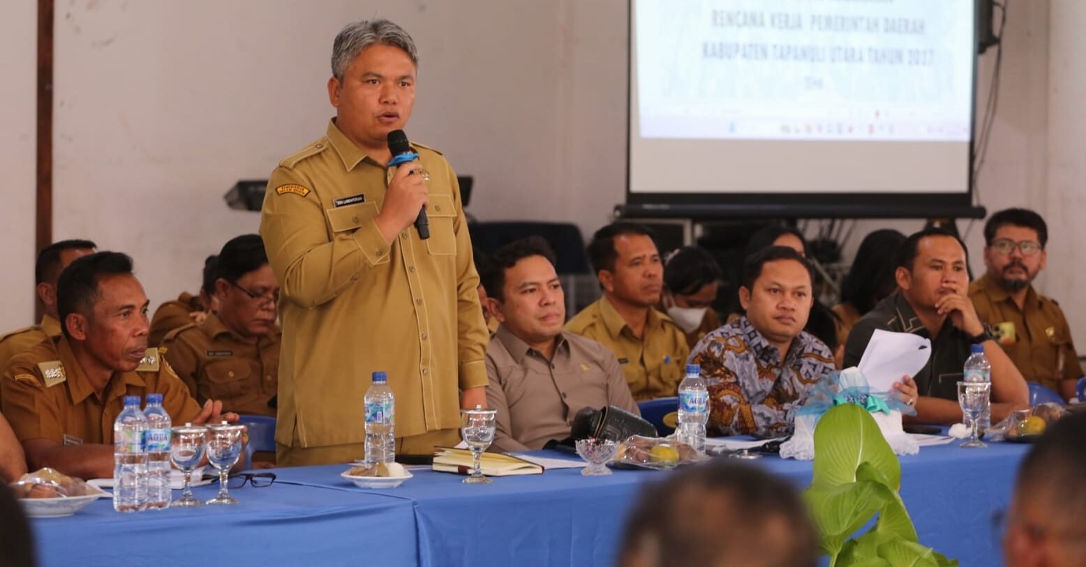 Wabup Taput pada Musrenbang Adiankoting tekankan semangat sinergitas sukseskan program.