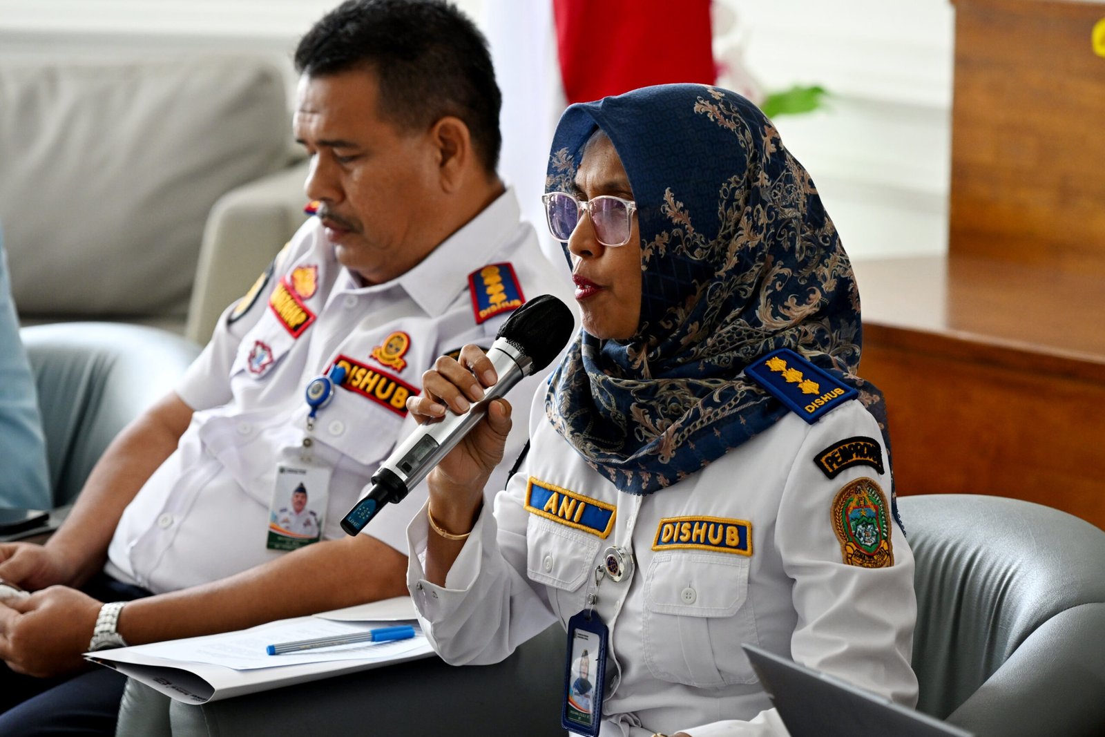 Dinas Perhubungan Provinsi Sumatera Utara, memberikan keterangan Pers kepada awak media terkait “Realisasi Bus Listrik Medan, Binjai, Deliserdang (Mebidang), Mudik Gratis dan Jalur Aman Pulang Kampung" di Lobby Dekranasda Lt.1, Kantor Gubernur Sumatera Utara, Jumat (6/3/2026).
