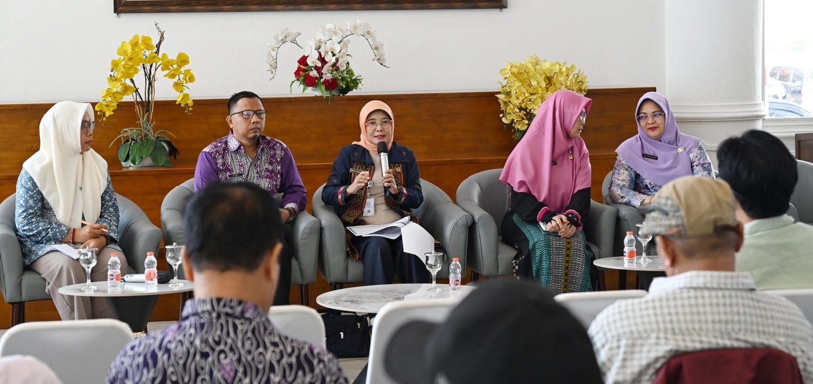 emu Pers bersama Dinas Pemberdayaan Perempuan, Perlindungan Anak, dan Keluarga Berencana (P3AKB) Provinsi Sumatera Utara, yang difasilitasi Dinas Kominfo Sumut berlangsung di Lobby Dekranasda Lantai 1 Kantor Gubernur Sumut Jalan Diponengoro Nomor 30 Medan, Kamis (9/4/2026).