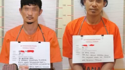 Kedua pelaku, AS (32) dan RM alias Risky (33) saat diinterogasi di Mapolres Tapteng beserta barang bukti, Selasa (28/4/2026). *