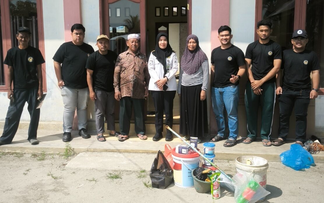 Kantor Imigrasi Kelas II TPI Pematang Siantar Laksanakan Kegiatan “Imigrasi Siantar Peduli” foto bersama bersama ICMI Muda di Kota Tebing Tinggi.