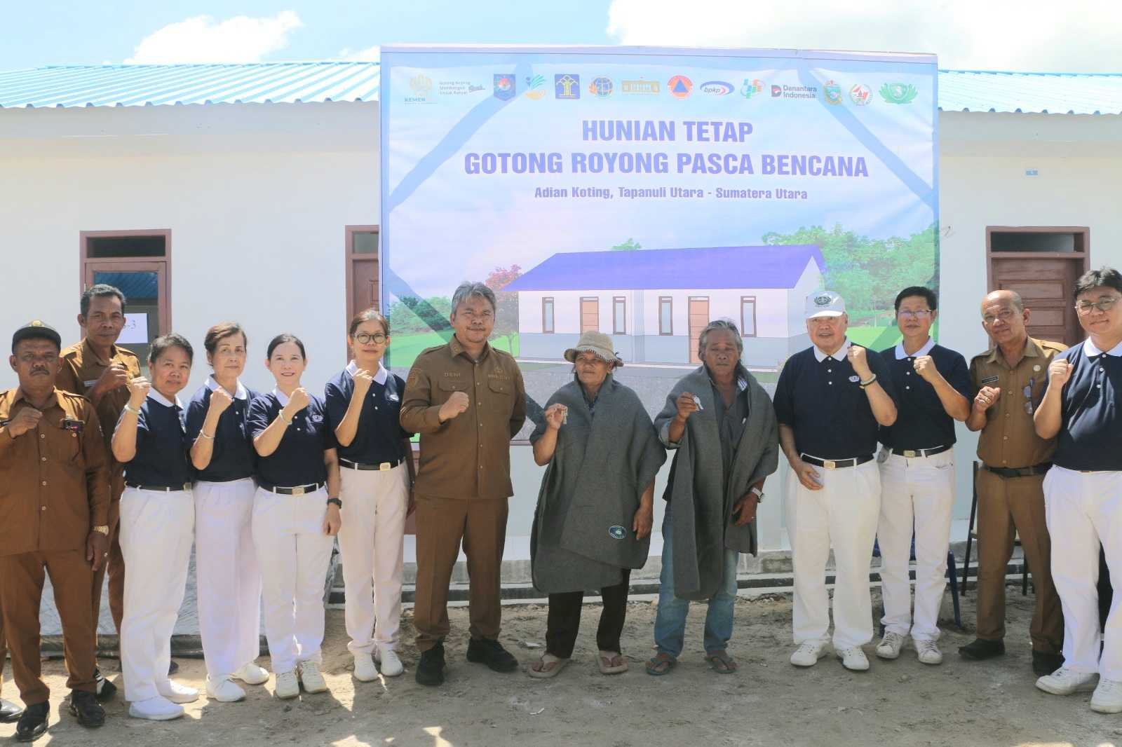 70 kunci rumah Hunian Tetap di Dolok Nauli Taput diserahkan pasca selesainya pembangunan rumah hunian tersebut.