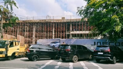 Inilah bangunan "Liar" yang akan dijadikan sebagai Showroom.