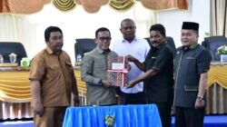 DPRD Tapteng  Rekomendasikan LKPJ Bupati TA 2025