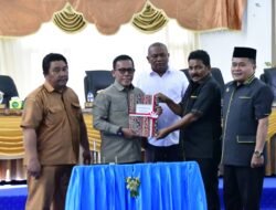 DPRD Tapteng  Rekomendasikan LKPJ Bupati TA 2025