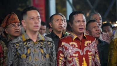 Bupati Taput JTP Hutabarat memghadiri pembukaan PRSU ke 50 di Medan.