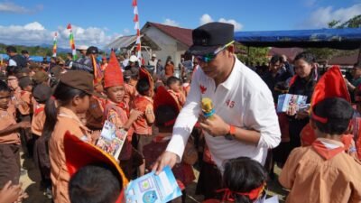 Bupati Taput JTP Hutabarat pastikan perpanjangan kontrak PPPK di wilayah terpencil.